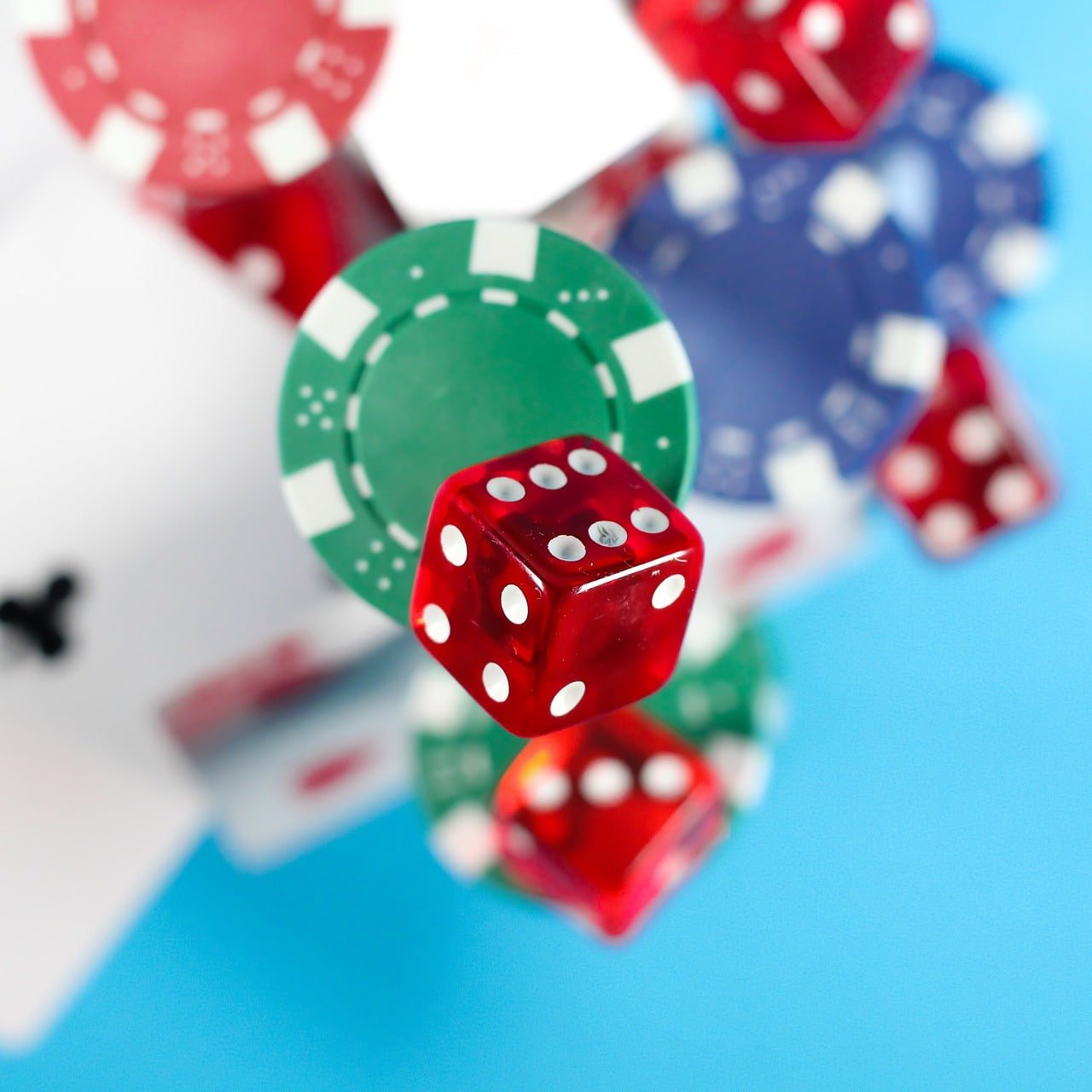 Jackpot Slots မိုဘိုင်းအက်ပ်တွင် VIP အစီအစဉ်နှင့် Bonus ကမ်းလှမ်းချက်များ